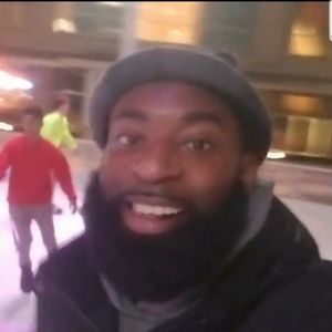 Meet your Posher, Louis